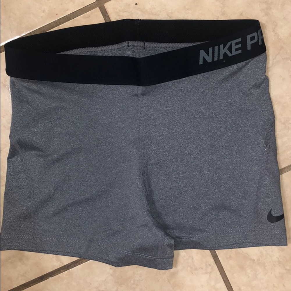 New gray Nike pros